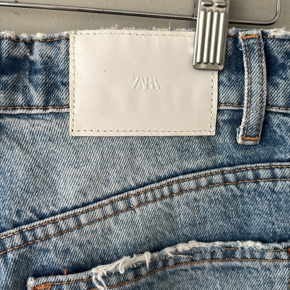 ZARA High Rise Straight Leg Jeans – Size 2 / 24 - Picture 5 of 6